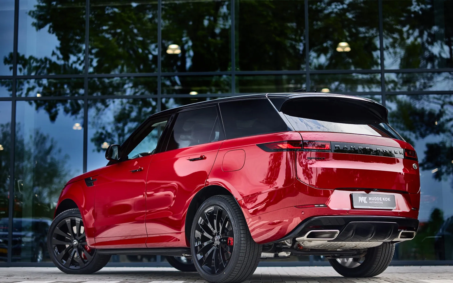 Storm Visual Solutions - Range Rover Sport