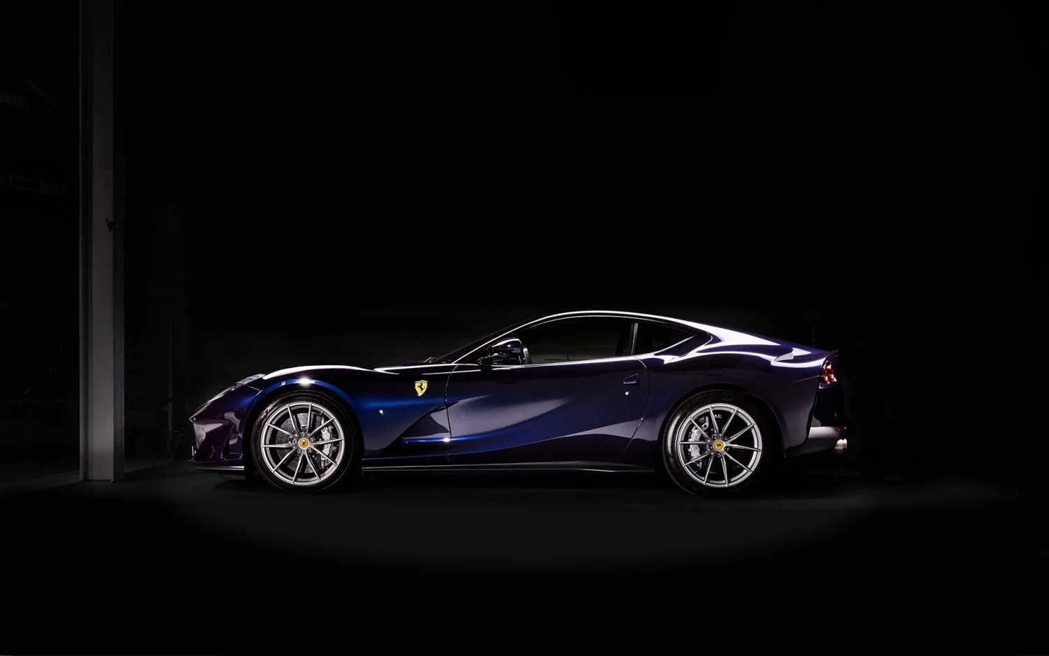 Storm Visual Solutions - Ferrari 812